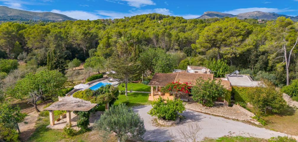 Finca Sa Creu de Saume