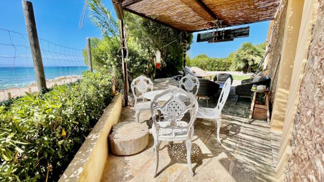 Finca Takatuka Beach House