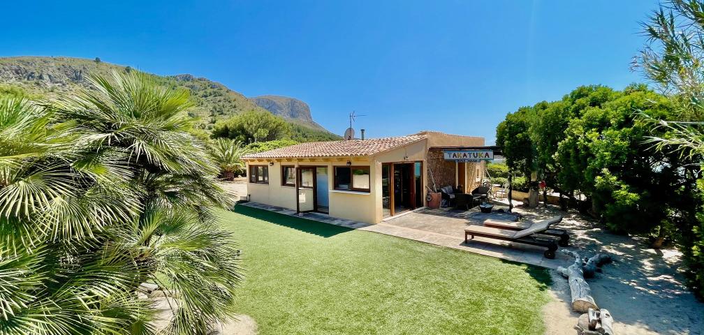 Finca Takatuka Beach House