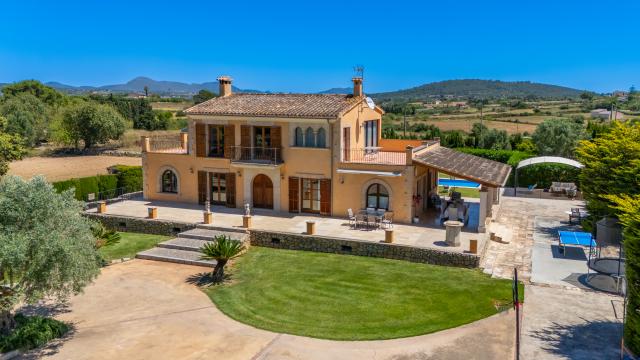 Finca Llum