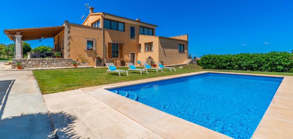 Finca Llum