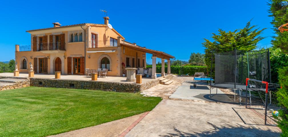 Finca Llum