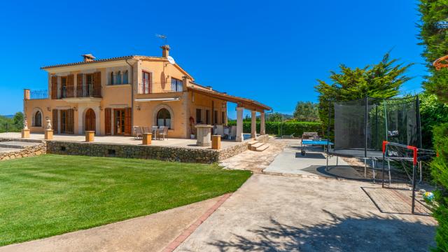 Finca Llum