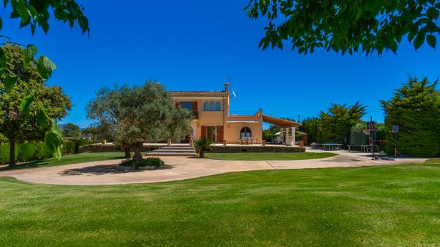 Finca Llum