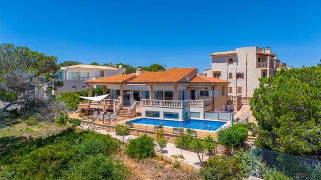 Villa Jardín del Rey