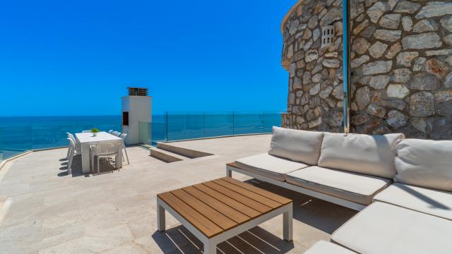 Villa Blanca
